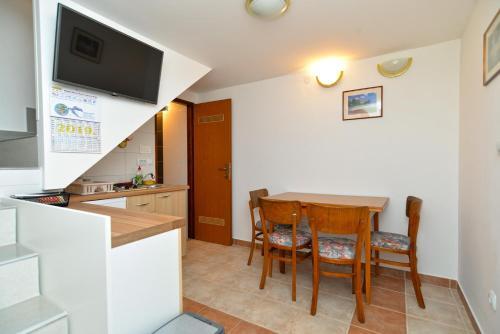 Apartments Fazana 765