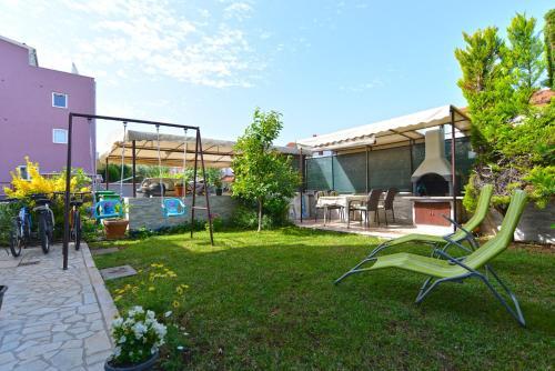 Apartments Fazana 765