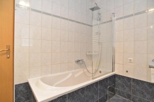 Apartments Mijo 1692