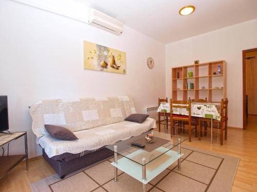 Apartments Marija 1407