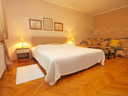 Apartment Luka 953
