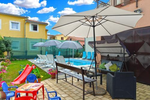 Apartments Vili 351