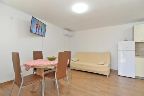 Apartments Josip 1713