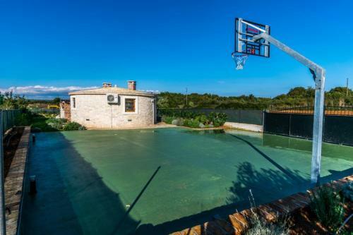 Leda Villa