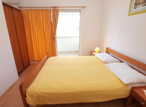 Apartment With 4 Bedrooms 446