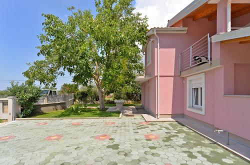 House Pineta 1719