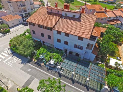 Apartments Mira 1293