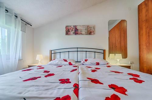 Apartments Jozefina 44