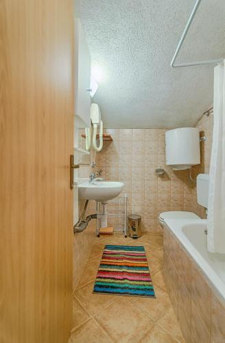 Apartments Jozefina 44