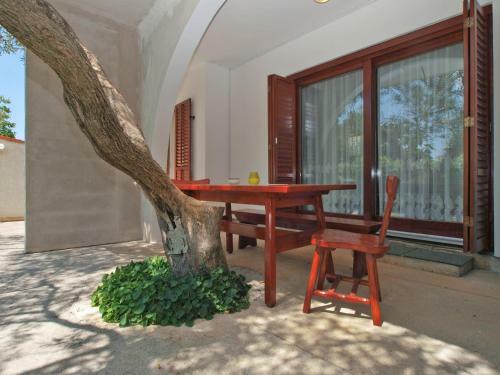Apartments Ljiljana 1733