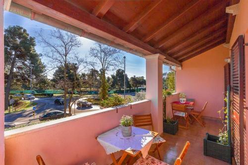 Apartments Valbandon