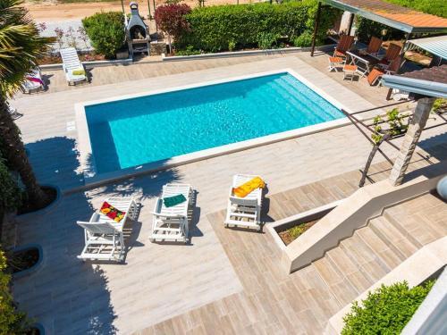 House Annamaria 1164