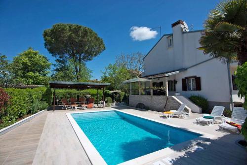 House Annamaria 1164