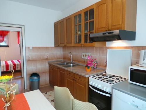 Apartments In Fazana/istrien 35312