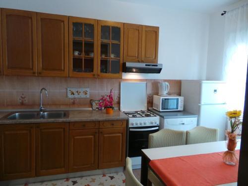 Apartments In Fazana/istrien 35312
