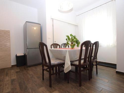 Apartments Suzana 1403