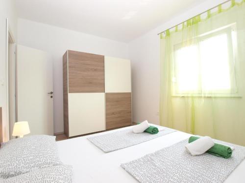 Apartments Suzana 1403