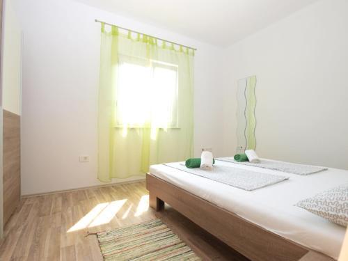 Apartments Suzana 1403