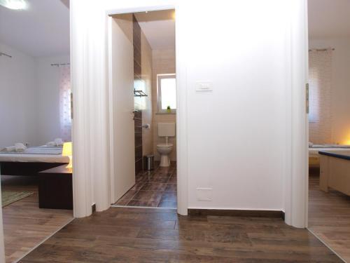 Apartments Suzana 1403