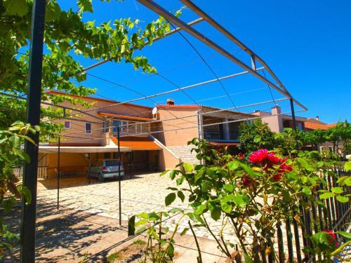 Apartments Aleksandar 968