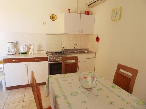 Apartment In Fazana/istrien 35307