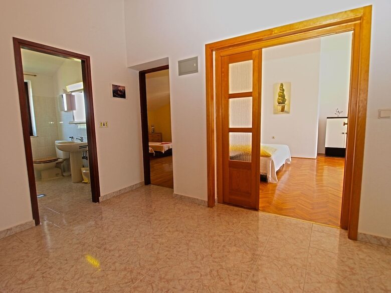 Apartments Milio 1105