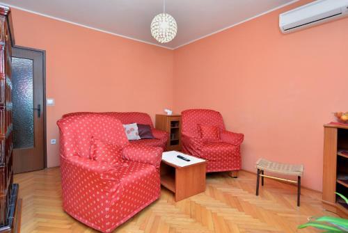 Apartments Pink 1785