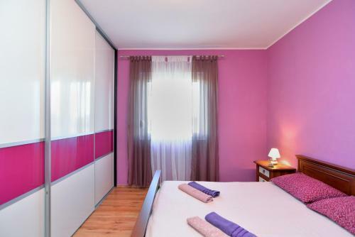 Apartments Pink 1785