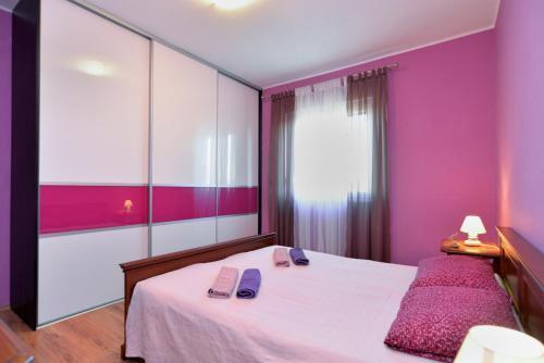Apartments Pink 1785