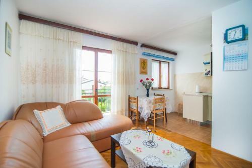 Apartment Ana Coki