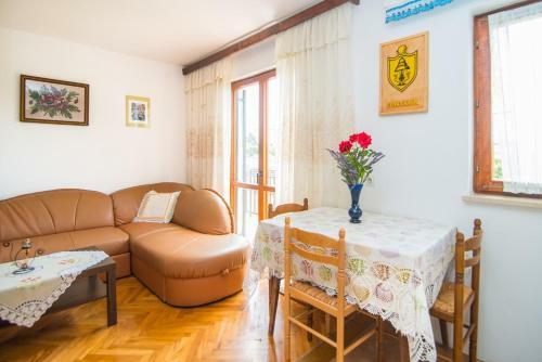 Apartment Ana Coki