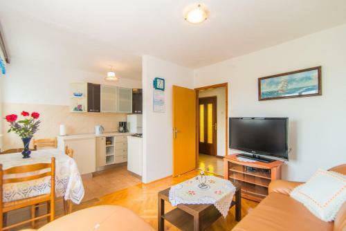 Apartment Ana Coki