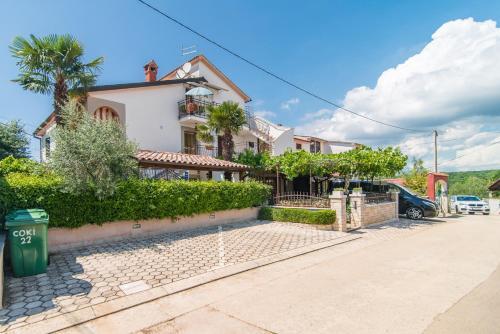 Hostal Apartment Vilma Funtana