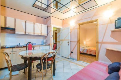 Hostal Apartment Vilma Funtana