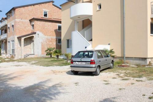 Apartments With A Parking Space Funtana (porec) - 7076
