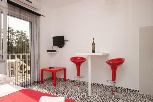 Apartments With A Parking Space Funtana (porec) - 7076