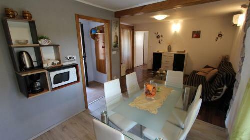 Holiday Home In Gabonjin/insel Krk 12986