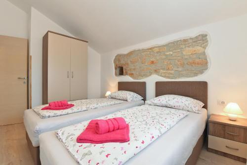 House Bruno 1735