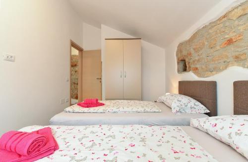 House Bruno 1735