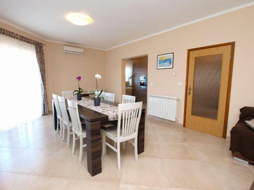 Apartment Roberto 1386