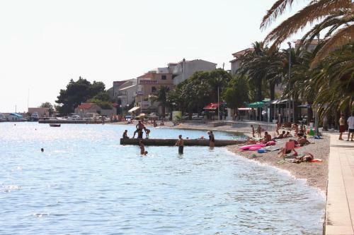 Apartment Gradac 12977a