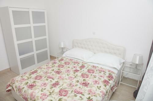 Apartments Mare