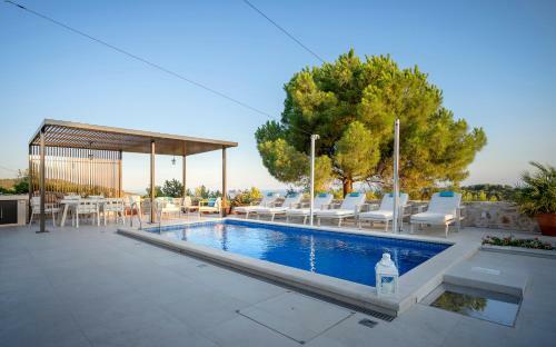 Villa Moderna Family Friendly