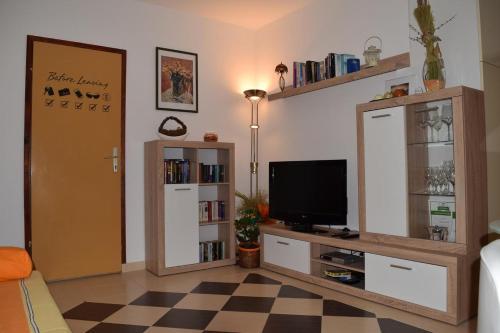 Apartments With A Parking Space Hvar - 4612