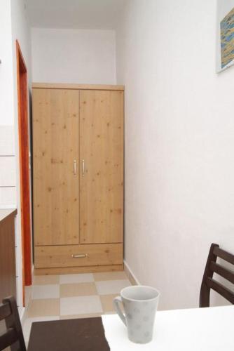 Apartments By The Sea Milna (hvar) - 8795