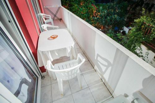 Apartments With Wifi Hvar - 15506