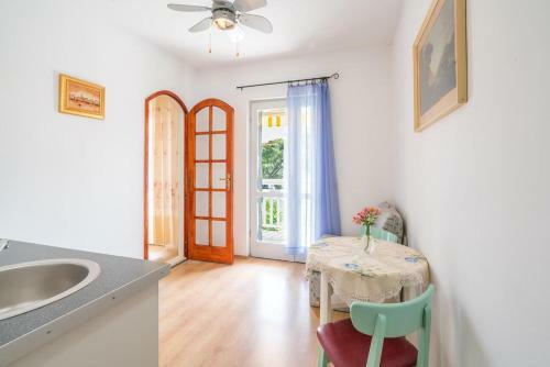 Apartments And Rooms By The Sea Hvar - 143