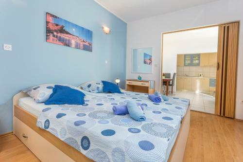 Hostal Apartments And Rooms Ivanovi?