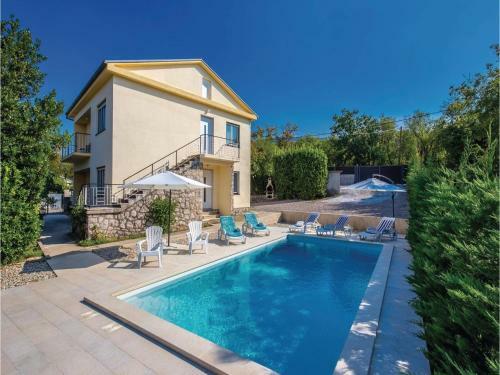 Four-bedroom Holiday Home In Jadranovo