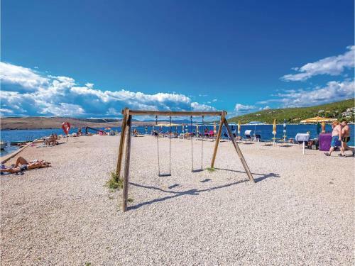 Four-bedroom Holiday Home In Jadranovo